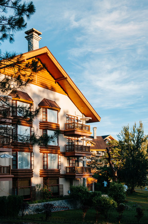 How Natural Light Design Influences Feng Shui in American Homes