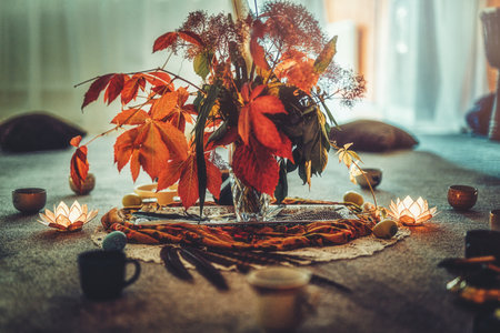 Seasonal Updates: Refreshing Your Guest Room with Feng Shui for Every Time of Year