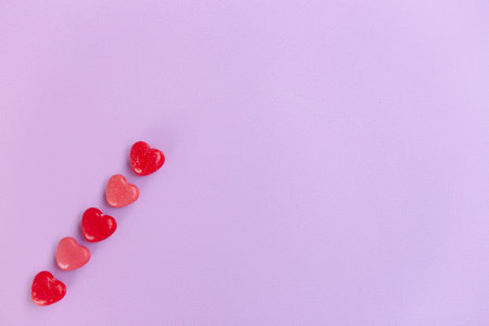 The Best Colors for Singles to Attract Love, According to Feng Shui