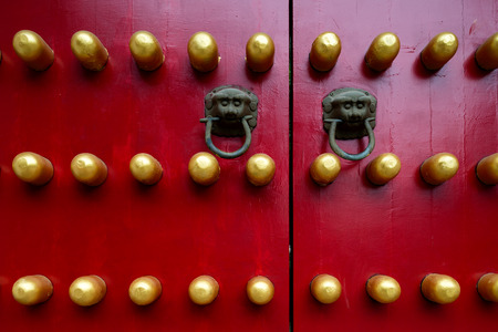 Mirrors and the Front Door: Welcoming Prosperity or Losing Good Fortune?